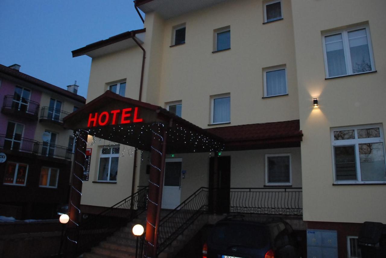 Hotelik Manhatan Radzyn Podlaski Exterior foto