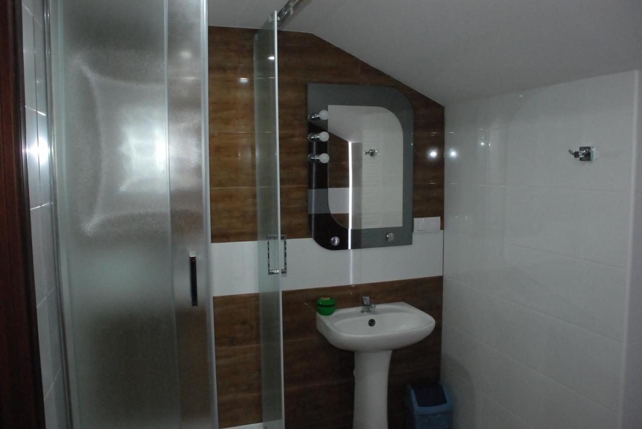 Hotelik Manhatan Radzyn Podlaski Exterior foto