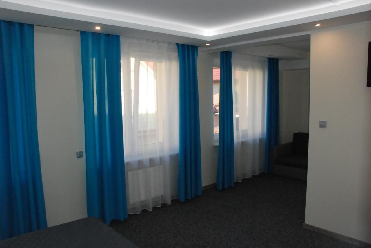 Hotelik Manhatan Radzyn Podlaski Exterior foto
